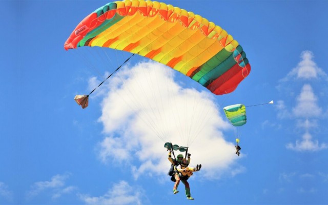 Chinook EVO Skylark - Skydiving Canopies