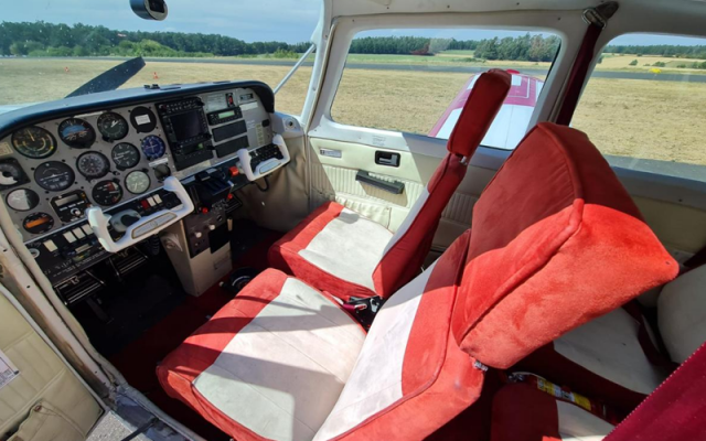 Beech C23 Sundowner D-EPPR Beechcraft - Aircraft Piston