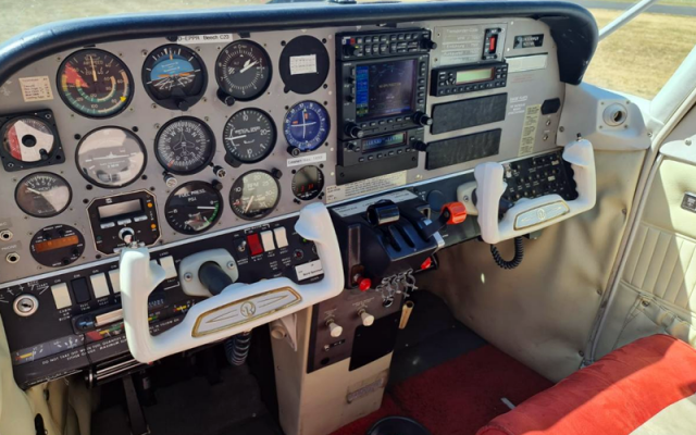 Beech C23 Sundowner D-EPPR Beechcraft - Aircraft Piston