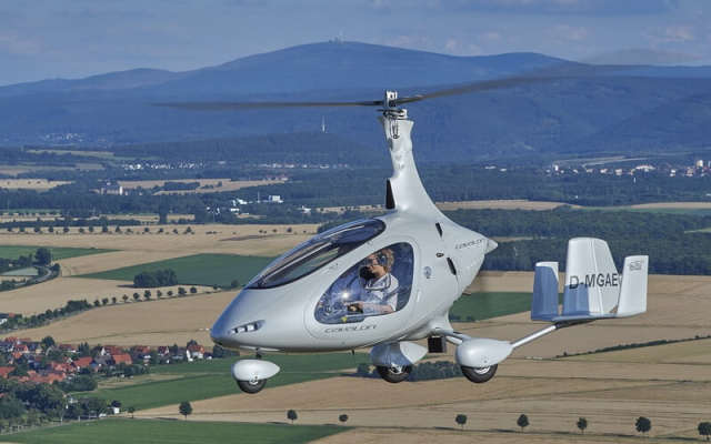 Cavalon AutoGyro - Helicopters Piston