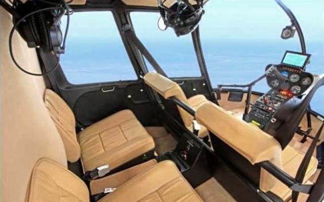 Robinson R44. Charter Robinson - Helicopters Piston