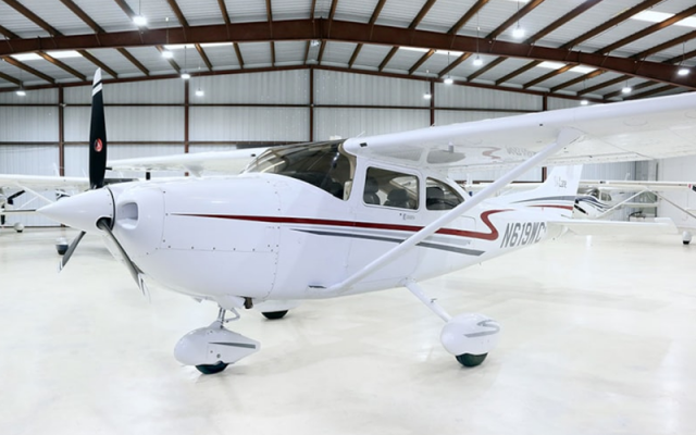 2001 Cessna 182 T Cessna - Aircraft Piston