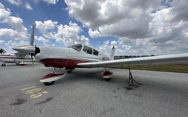 1967 PIPER CHEROKEE 235 Piper - Aircraft Piston