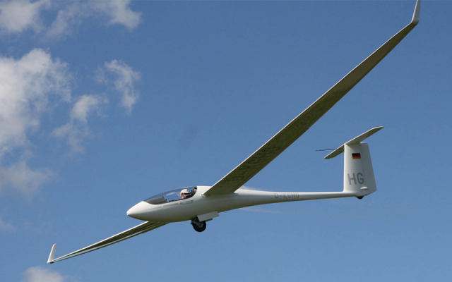 ASH 31 Mi Schleicher - Gliders Piston