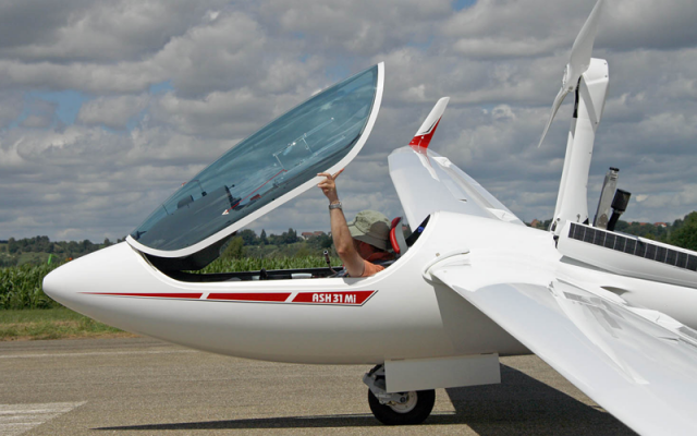 ASH 31 Mi Schleicher - Gliders Piston