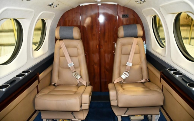 2005 BEECHCRAFT KING AIR C90B Beechcraft - Aircraft Turboprop