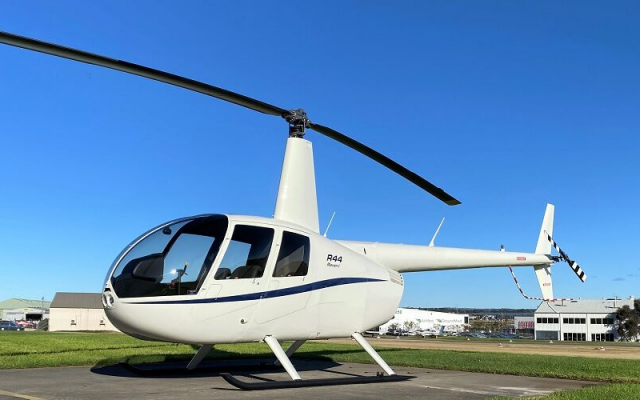 NEW R44 RAVEN I Robinson - Helicopters Piston