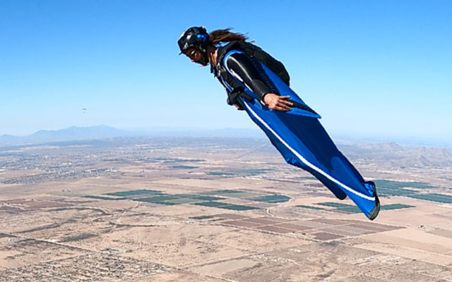 AURA 5 Shop - Skydiving Wingsuits