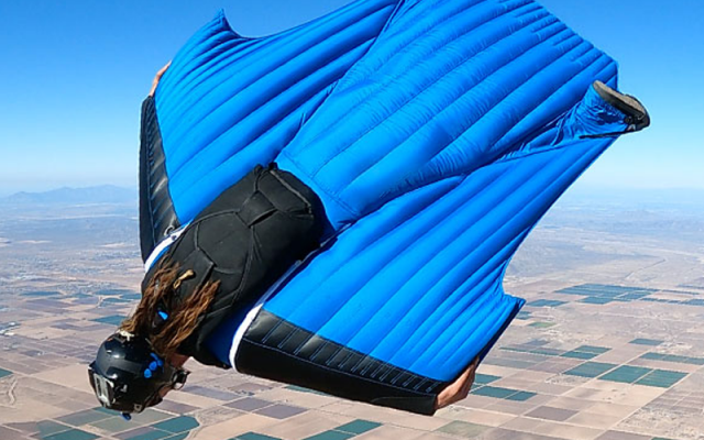 AURA 5 Shop - Skydiving Wingsuits