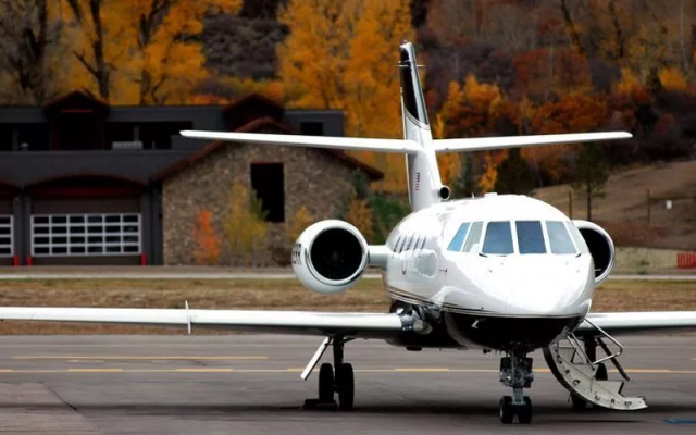Business Jet Charters and Aircraft Rentals Bombardier - Aircraft Turbofan