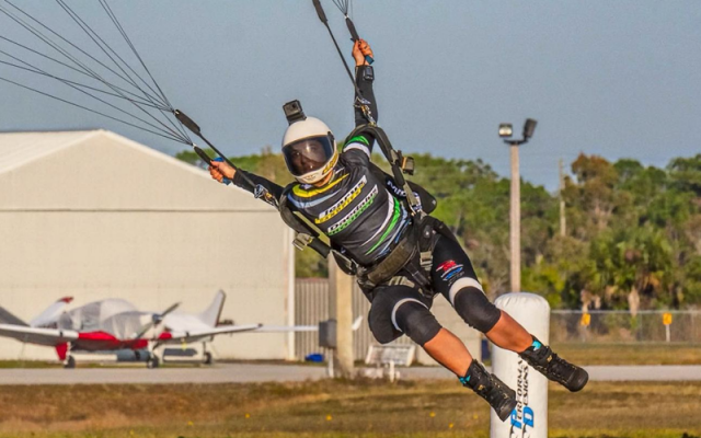 Parachute Rigging Services Shop - Skydiving Rigging