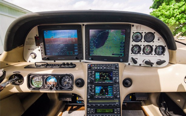 2004 CIRRUS SR22-G2 Cirrus - Aircraft Piston