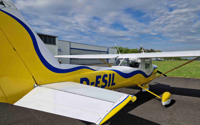 Cessna C150 L D-ESIL Cessna - Aircraft Piston