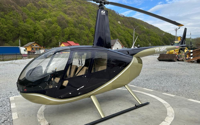Robinson R44 Raven I YR-MRC Robinson - Helicopters Piston