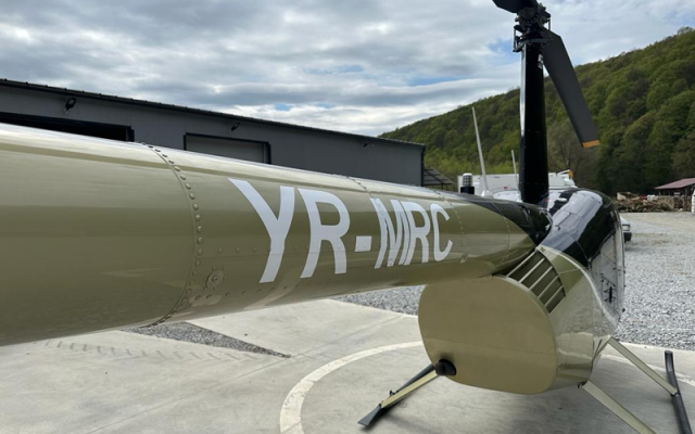 Robinson R44 Raven I YR-MRC Robinson - Helicopters Piston