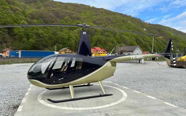 Robinson R44 Raven I YR-MRC Robinson - Helicopters Piston