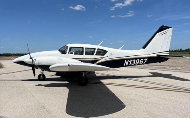 1971 PIPER AZTEC E Piper - Aircraft Piston