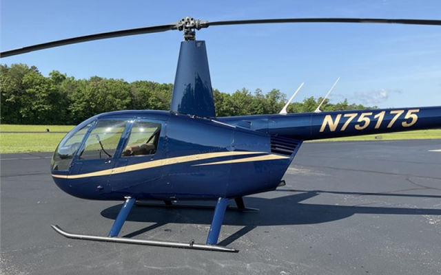 2003 ROBINSON R44 RAVEN I Robinson - Helicopters Piston