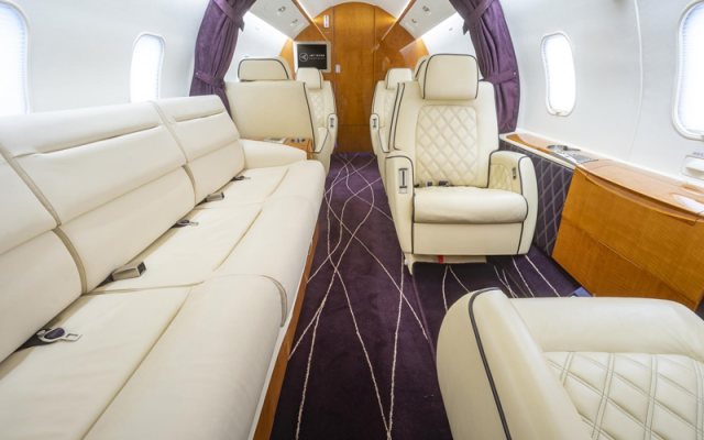 2007 BOMBARDIER CHALLENGER 300 Bombardier - Aircraft Turbofan