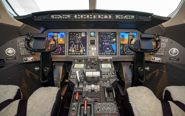 2007 BOMBARDIER CHALLENGER 300 Bombardier - Aircraft Turbofan