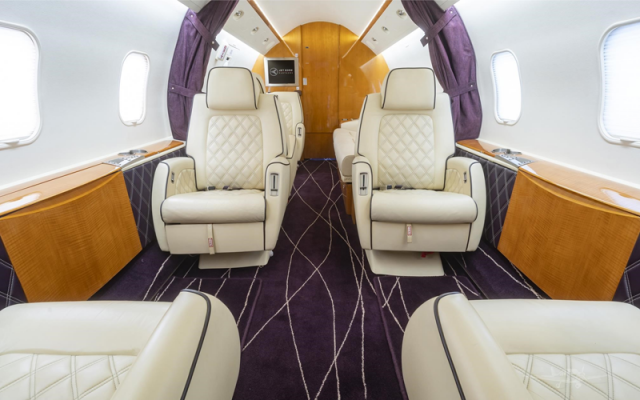 2007 BOMBARDIER CHALLENGER 300 Bombardier - Aircraft Turbofan