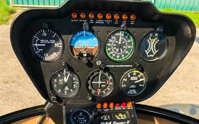 Robinson R-44 Raven II Robinson - Helicopters Piston