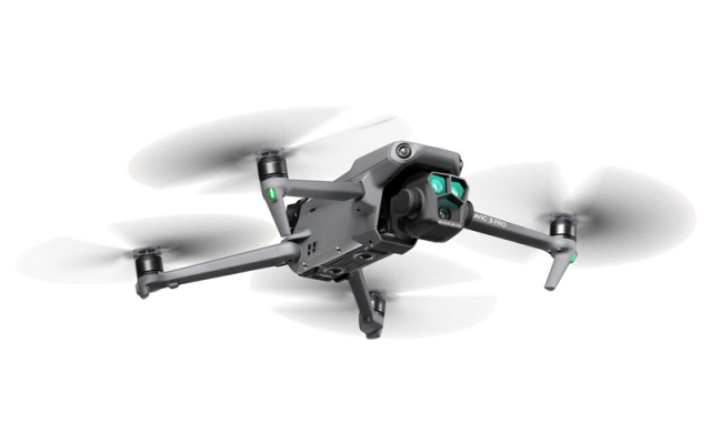 DJI Mavic 3 Pro Drone with DJI RC DJI - Drones Quadcopters