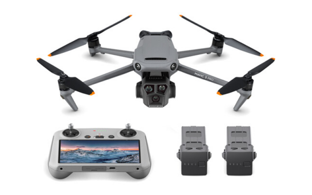 DJI Mavic 3 Pro Drone with Fly More Combo & DJI RC DJI - Drones Quadcopters