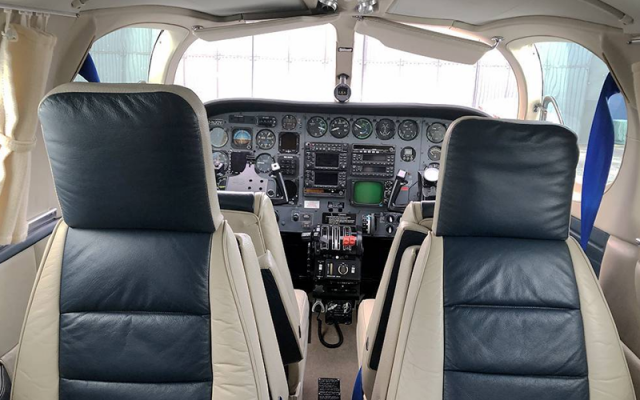 Cessna 335 - 1982 Cessna - Aircraft Piston