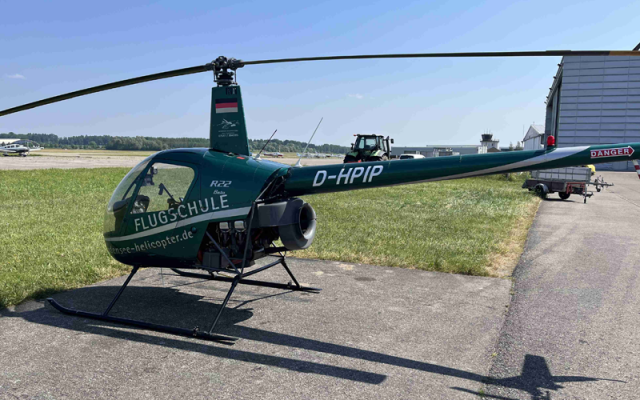 ROBINSON R22 BETA Robinson - Helicopters Piston
