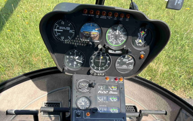 ROBINSON R22 BETA Robinson - Helicopters Piston