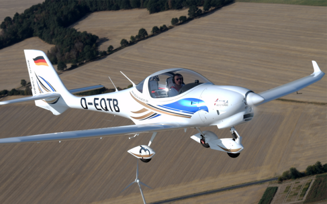AQUILA A212 AQUILA - Aircraft Piston