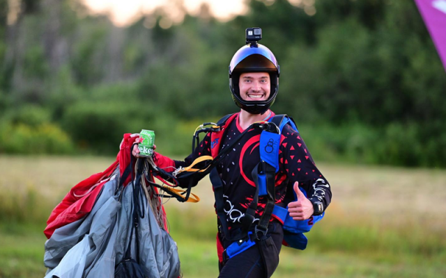 Skydive jump  - Schools & Jobs Schools