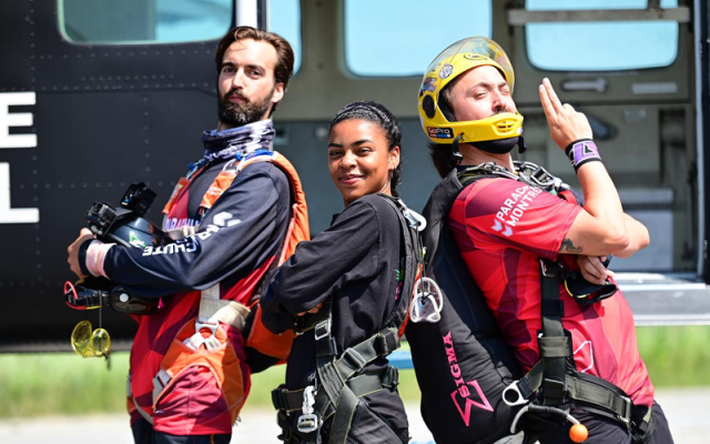 Skydive jump  - Schools & Jobs Schools