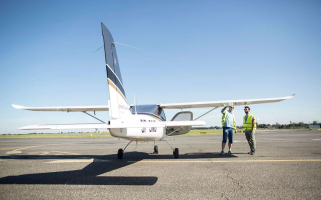 Want to be a pilot? Contact us!  - Schools & Jobs Schools
