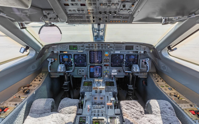 2002 GULFSTREAM GV Gulfstream - Aircraft Turbofan