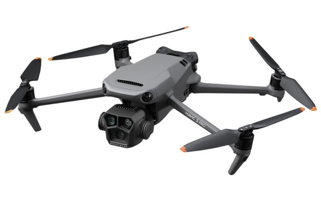 DJI Mavic 3 Pro Drone with Fly More Combo & DJI RC DJI - Drones Quadcopters