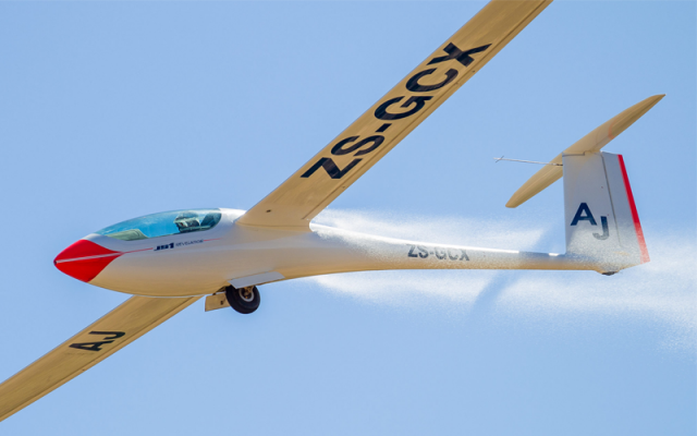 JS1 Revelation Jonker Sailplanes - Gliders Piston