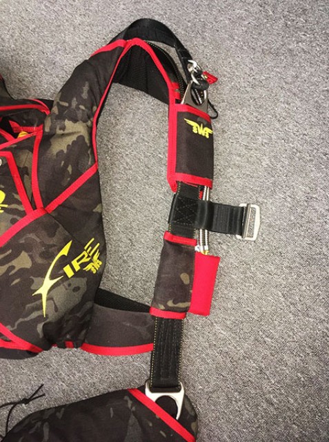 Fire 2 SkyWideSystems - Skydiving Containers