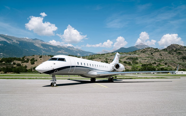 2010 Global XRS Bombardier - Aircraft Turbofan