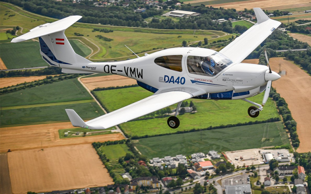Diamond eDA40 Diamond - Aircraft Electric