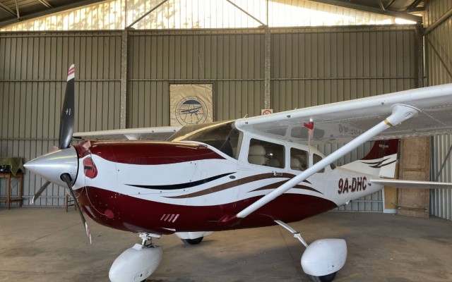 Cessna T-206 Turbo Stationair Cessna - Aircraft Piston