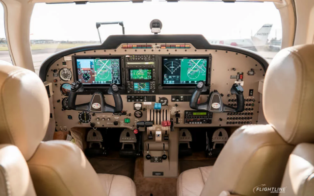 2008 Piper PA34 220T Seneca V Piper - Aircraft Piston