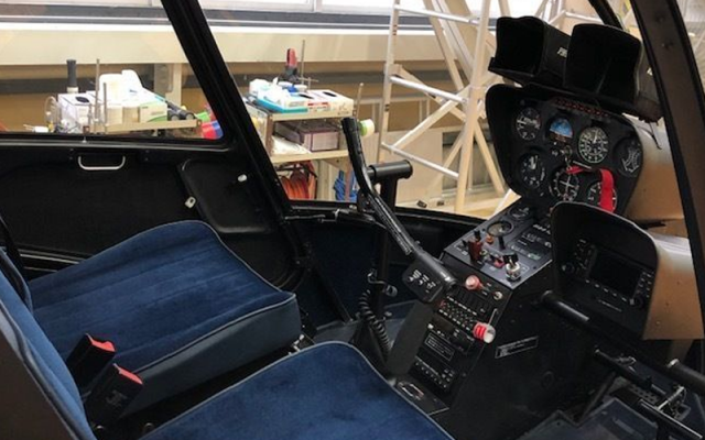 2011 ROBINSON R44 NEWSCOPTER Robinson - Helicopters Piston