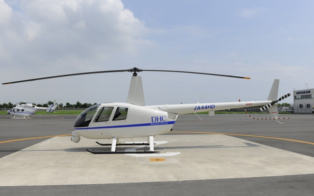 2011 ROBINSON R44 NEWSCOPTER Robinson - Helicopters Piston