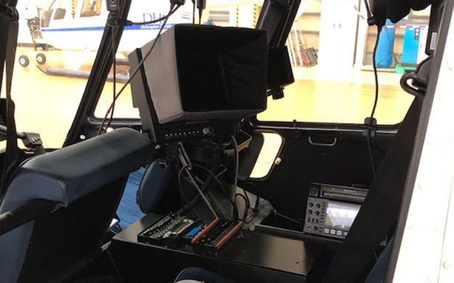 2011 ROBINSON R44 NEWSCOPTER Robinson - Helicopters Piston
