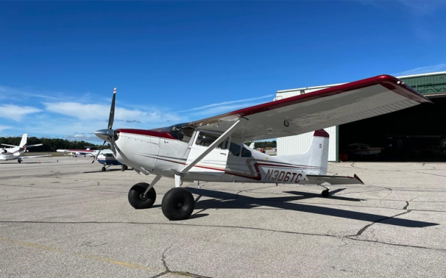 1976 CESSNA A185F AMPHIBIAN Cessna - Aircraft Piston