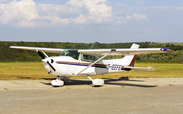 Welcome to AVIONIK — EU Aviation School. EASA RO  - Schools & Jobs Schools