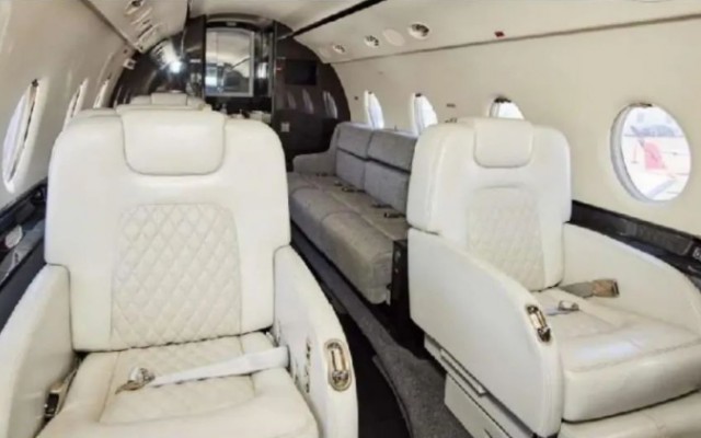 2004 GULFSTREAM G200. For Sale. Gulfstream - Aircraft Turbofan