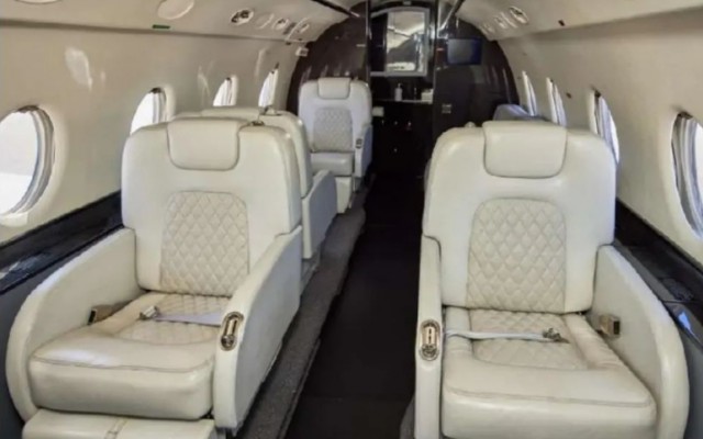 2004 GULFSTREAM G200. For Sale. Gulfstream - Aircraft Turbofan